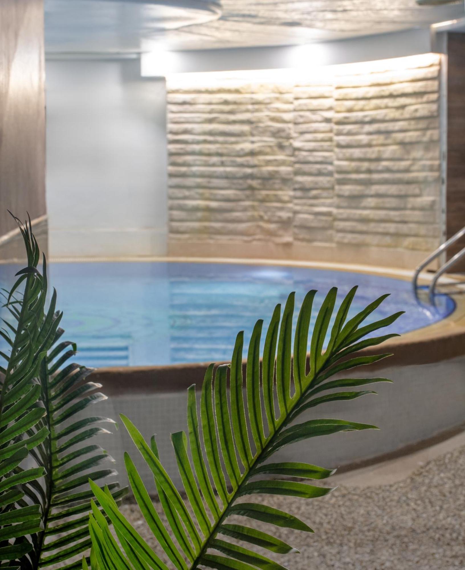 Riviera Spa Resort - Adults Only Mellieha Exterior photo